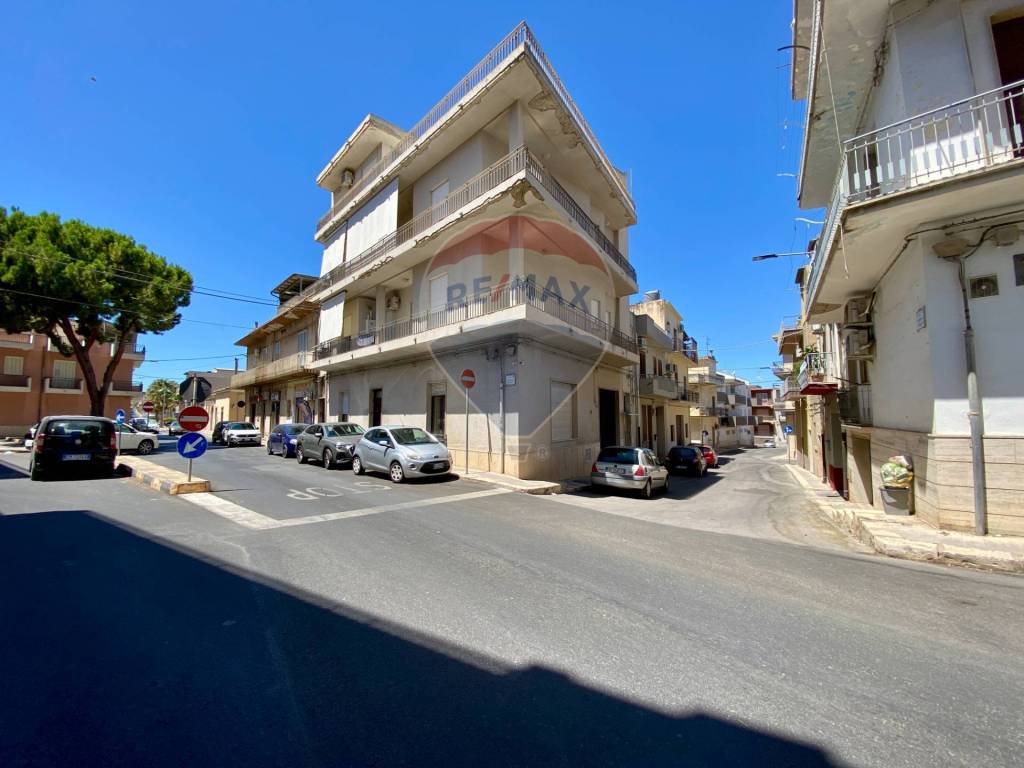 appartamento in vendita a Comiso