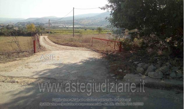 terreno edificabile in vendita a Comiso