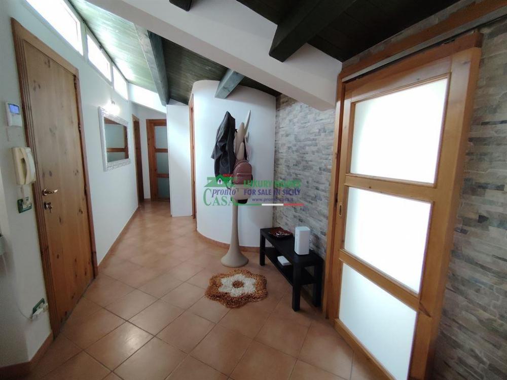appartamento in vendita a Comiso in zona Centro Storico
