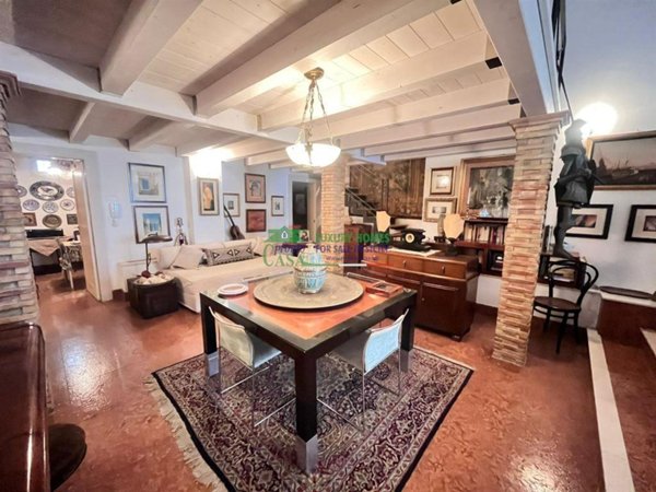 casa indipendente in vendita a Comiso in zona Centro Storico