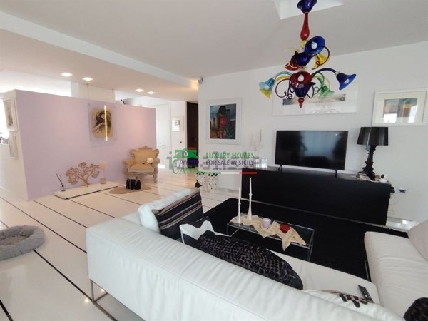 appartamento in vendita a Comiso in zona Centro Storico