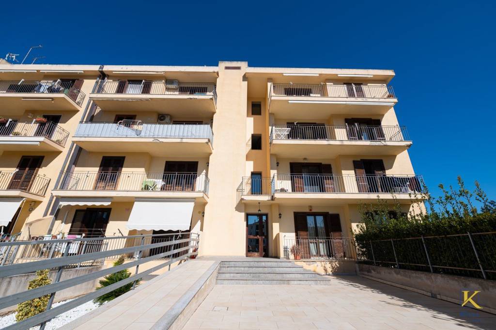 appartamento in vendita a Comiso