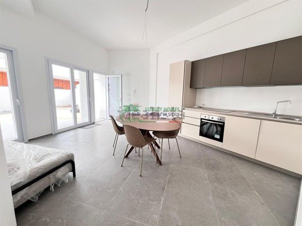 casa indipendente in vendita a Comiso
