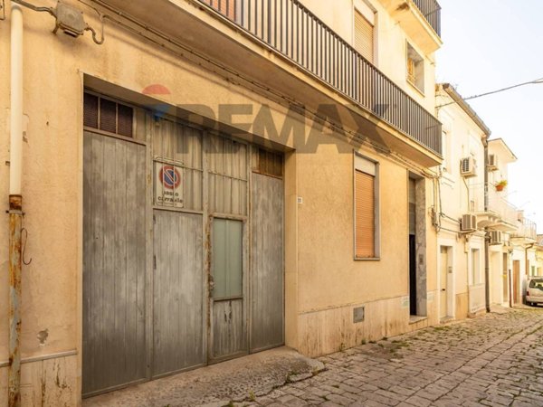 casa indipendente in vendita a Comiso
