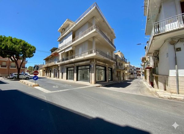casa indipendente in vendita a Comiso