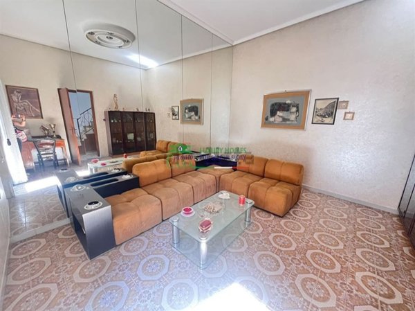 casa indipendente in vendita a Comiso in zona Centro Storico