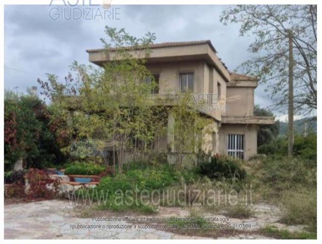 casa indipendente in vendita a Comiso