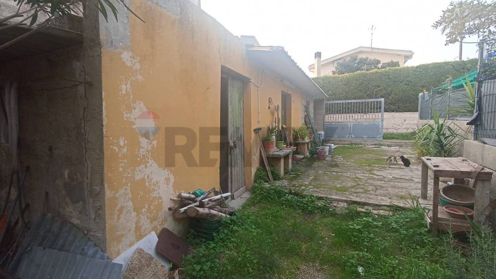 casa indipendente in vendita a Comiso in zona Centro Storico