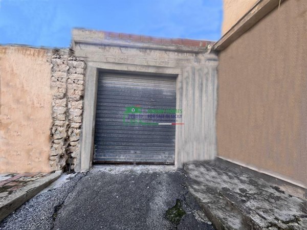 appartamento in vendita a Comiso in zona Centro Storico
