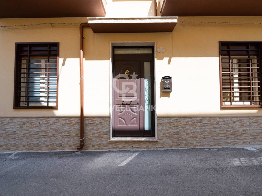 casa indipendente in vendita a Comiso in zona Centro Storico