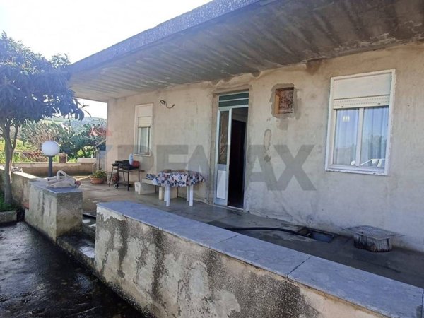 casa indipendente in vendita a Comiso in zona Centro Storico