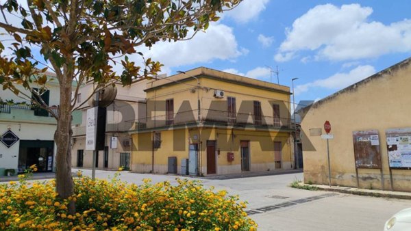 casa indipendente in vendita a Comiso in zona Pedalino