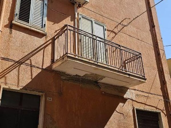 casa indipendente in vendita a Comiso in zona Centro Storico