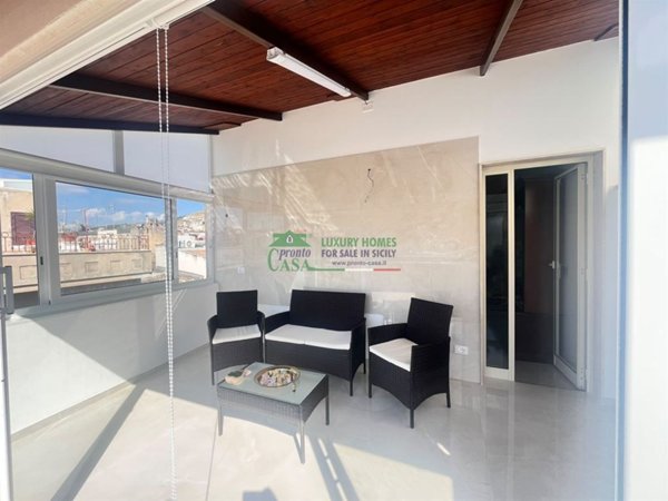 casa indipendente in vendita a Comiso in zona Centro Storico