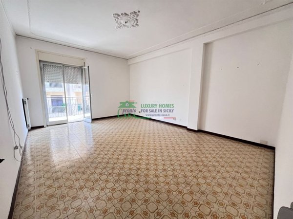 appartamento in vendita a Comiso in zona Centro Storico