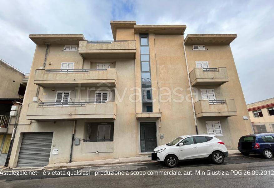 appartamento in vendita a Comiso in zona Centro Storico