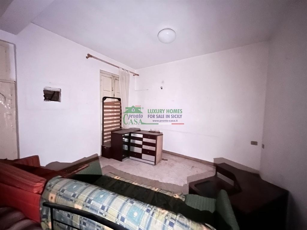 casa indipendente in vendita a Comiso in zona Centro Storico
