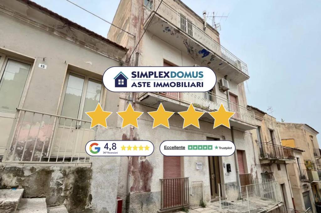 appartamento in vendita a Comiso in zona Centro Storico