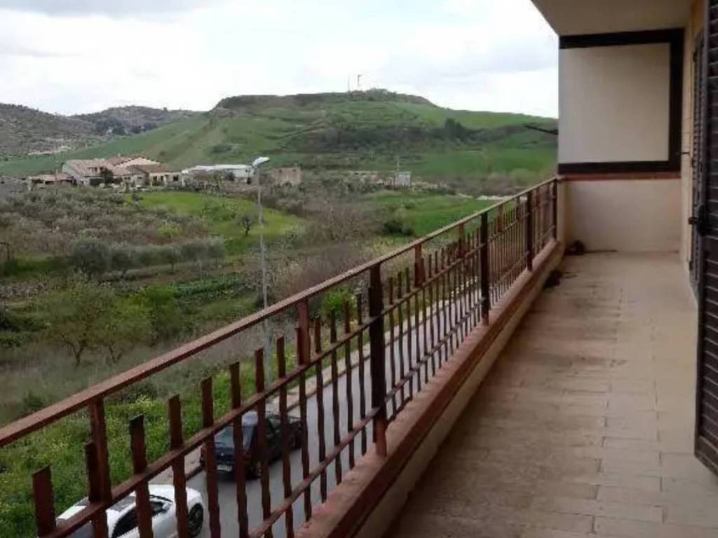 appartamento in vendita a Giarratana