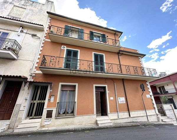 appartamento in vendita a Giarratana