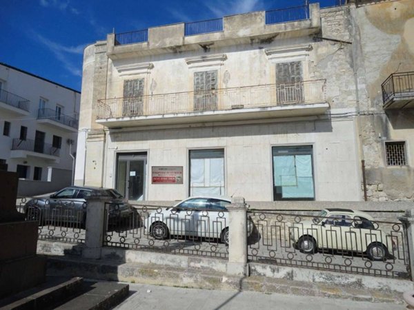 negozio in vendita a Giarratana