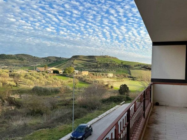 appartamento in vendita a Giarratana