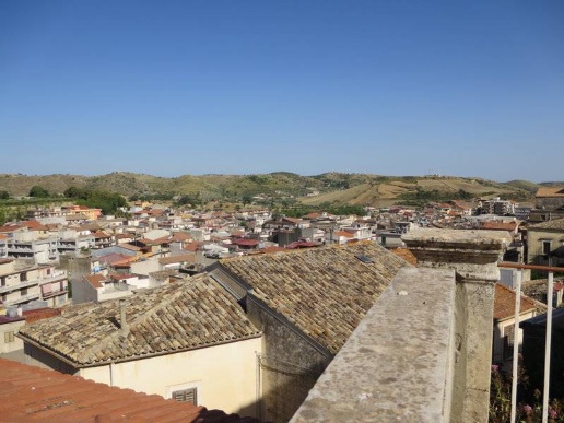 casa indipendente in vendita a Giarratana