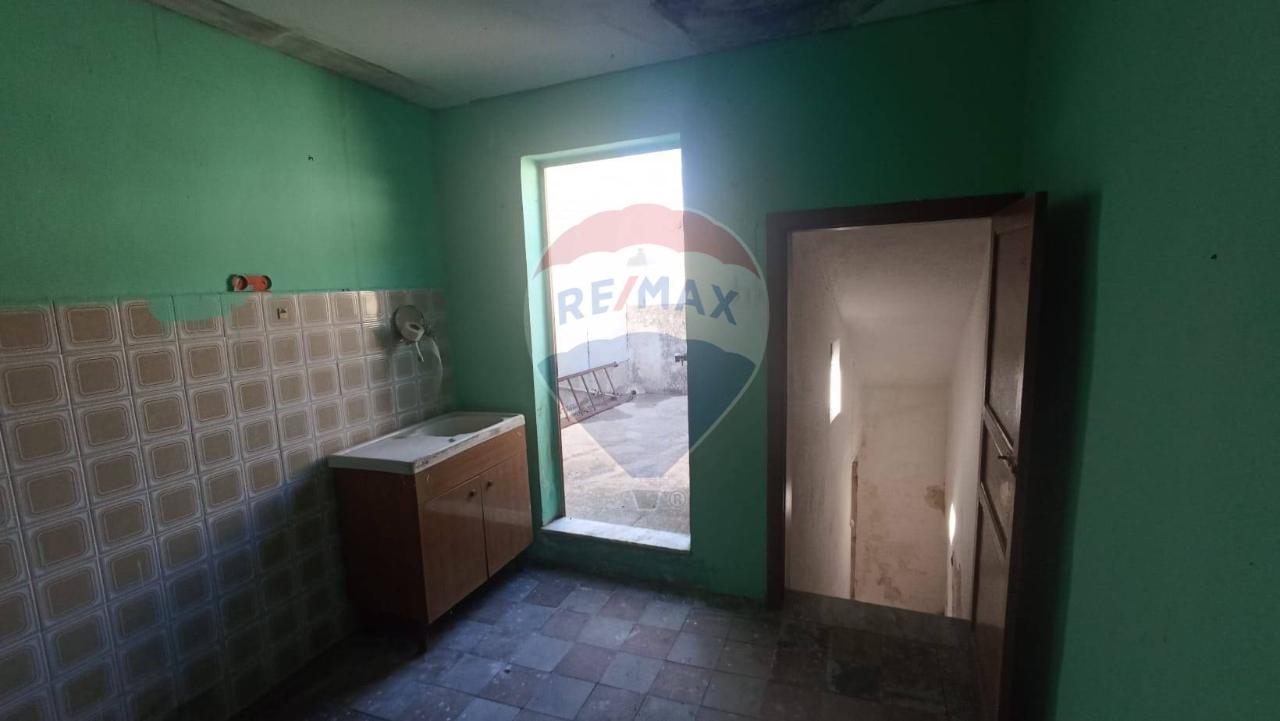 casa indipendente in vendita a Giarratana