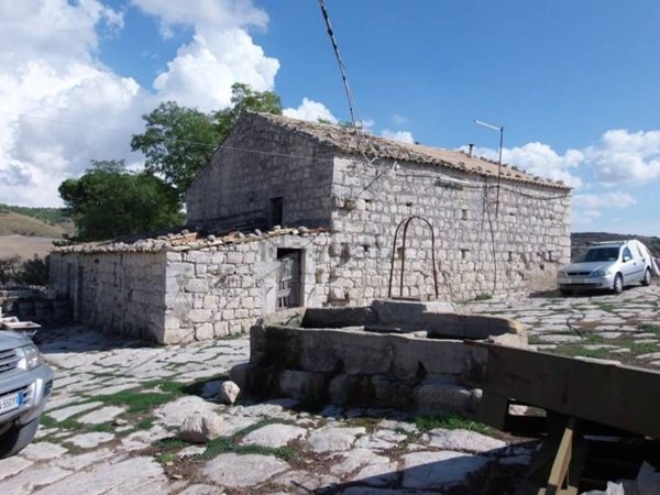 casale in vendita a Giarratana