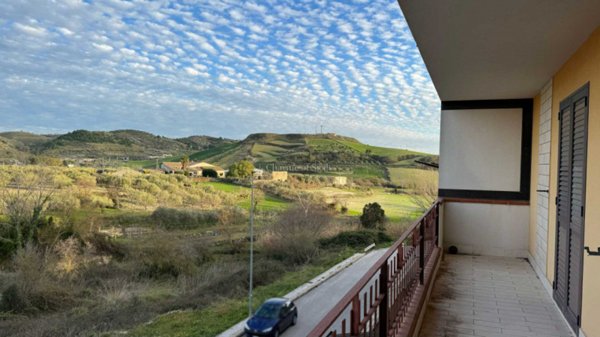 appartamento in vendita a Giarratana