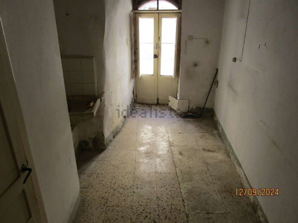 casa indipendente in vendita a Giarratana