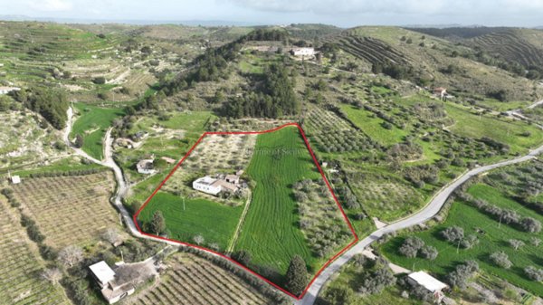 casa indipendente in vendita a Giarratana