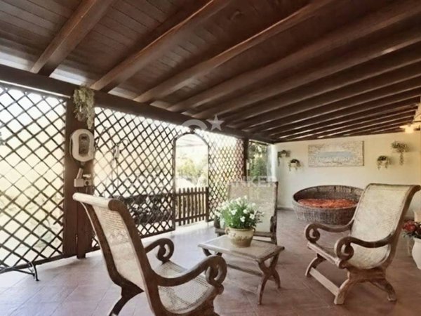 casa indipendente in vendita a Giarratana