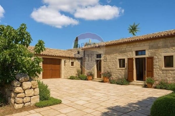 casa indipendente in vendita a Giarratana