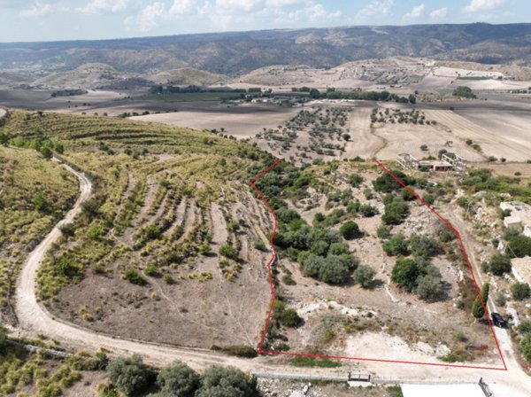 casa indipendente in vendita a Giarratana