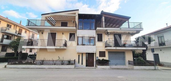 appartamento in vendita a Giarratana in zona Giarratana