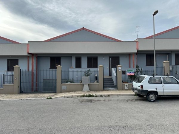 casa indipendente in vendita ad Ispica
