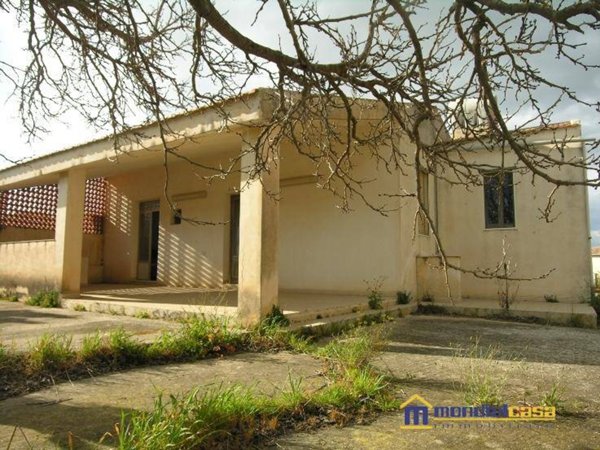 casa indipendente in vendita ad Ispica in zona Santa Maria del Focallo