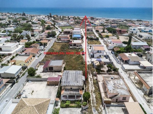 casa indipendente in vendita ad Ispica in zona Santa Maria del Focallo
