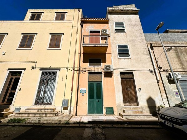 casa indipendente in vendita ad Ispica