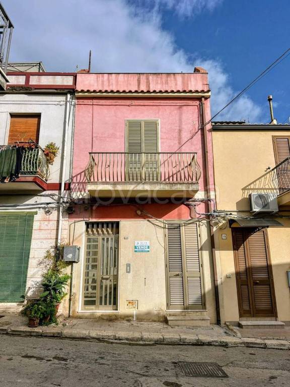 casa indipendente in vendita ad Ispica