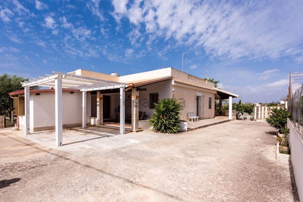 casa indipendente in vendita ad Ispica