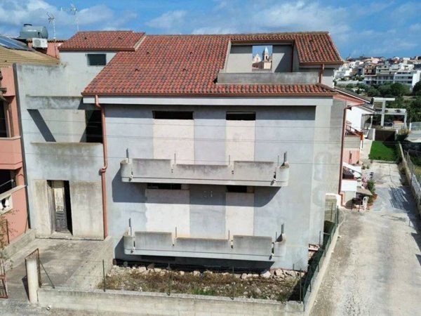 casa indipendente in vendita ad Ispica