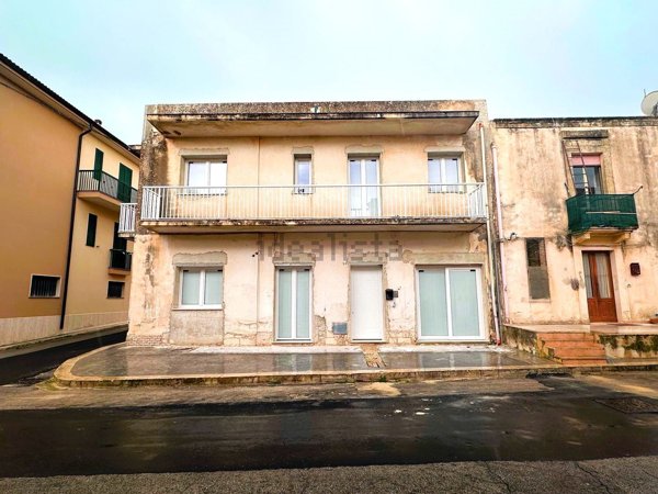 casa indipendente in vendita ad Ispica