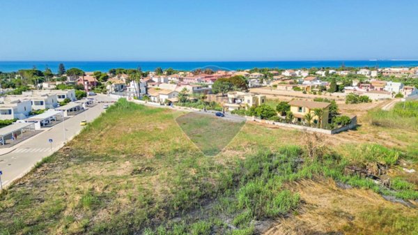 terreno agricolo in vendita ad Ispica in zona Santa Maria del Focallo