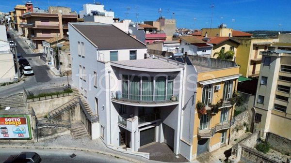 casa indipendente in vendita ad Ispica