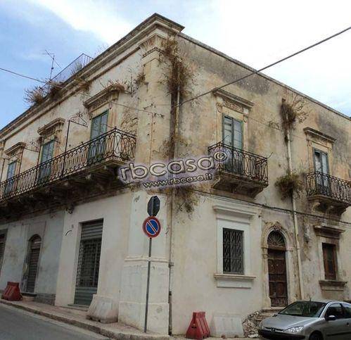 casa indipendente in vendita ad Ispica