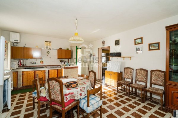 casa indipendente in vendita ad Ispica