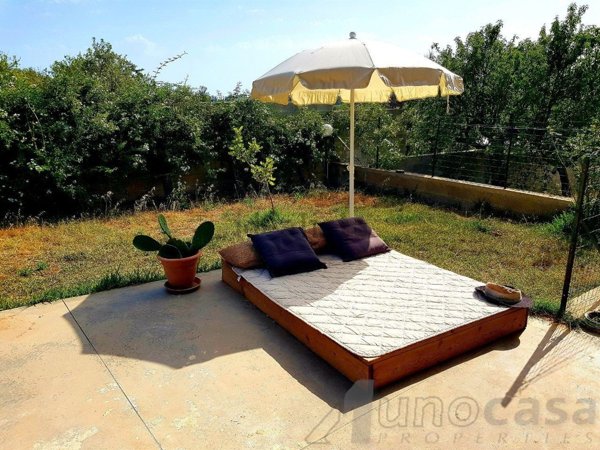 casa indipendente in vendita ad Ispica in zona Santa Maria del Focallo