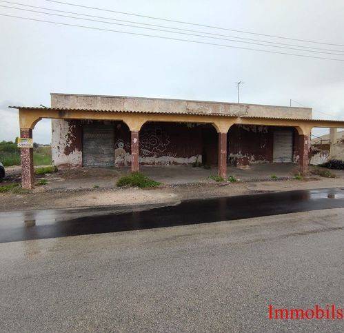 casa indipendente in vendita ad Ispica in zona Santa Maria del Focallo